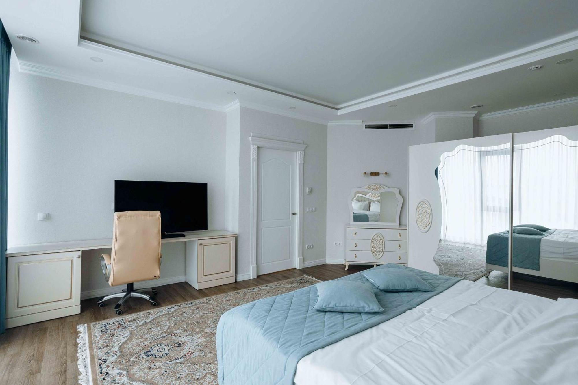 Ramada By Wyndham Shymkent Hotel ภายนอก รูปภาพ