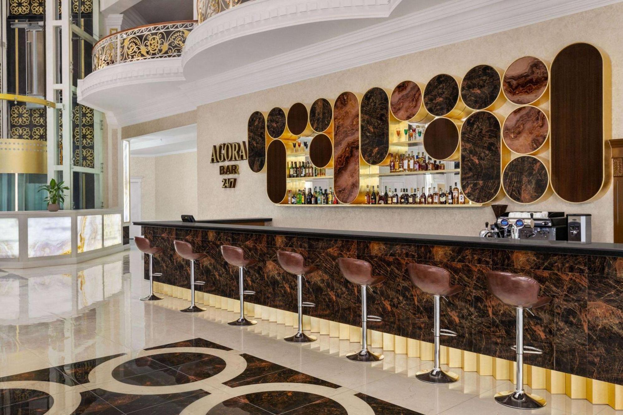 Ramada By Wyndham Shymkent Hotel ภายนอก รูปภาพ